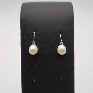 Sterling Silver Cute White Pearl Dangle Earrings A2268